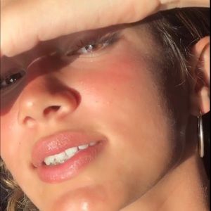 Meet your Posher, Kaikea